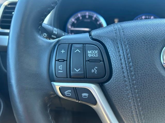 Used 2015 Toyota Highlander Limited AWD/4WD image 27