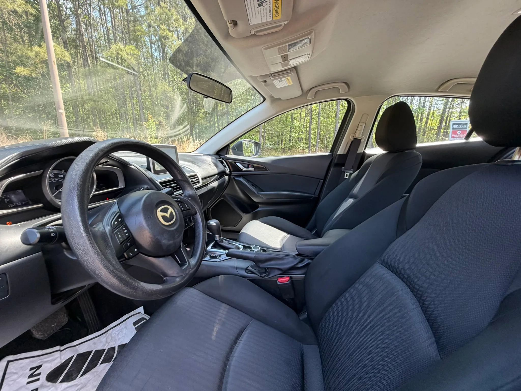 Used 2016 MAZDA MAZDA3 i Sport image 10