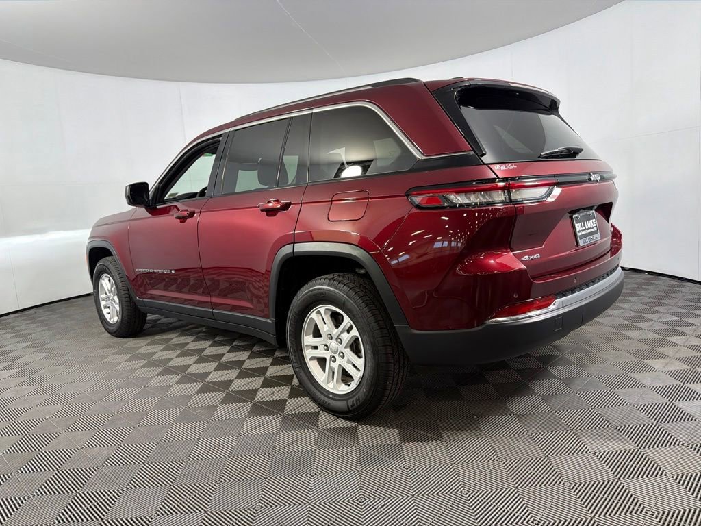 Certified 2023 Jeep Grand Cherokee Laredo w/ Luxury Tech Group I AWD/4WD image 9