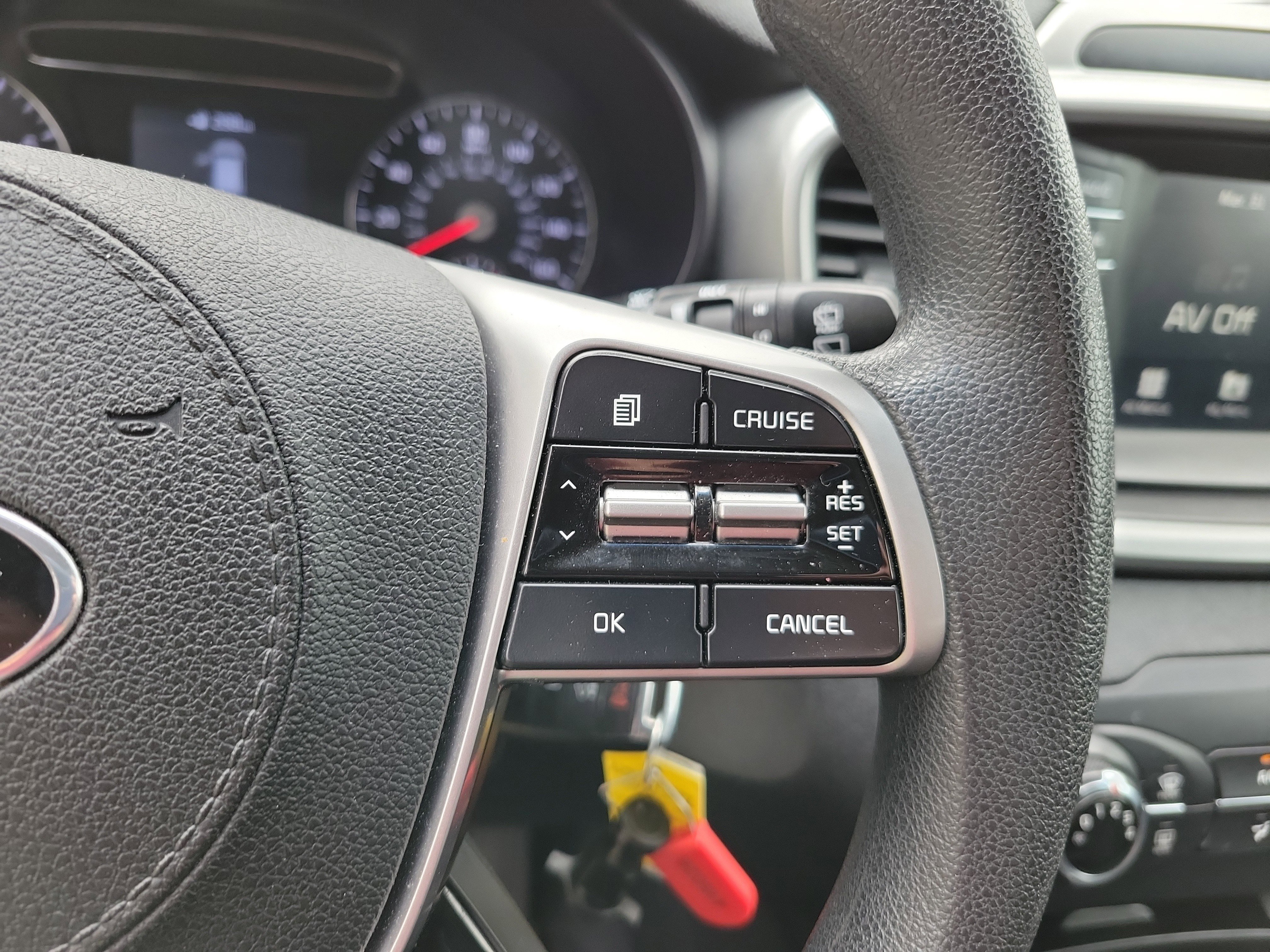 Used 2020 Kia Sorento LX image 14