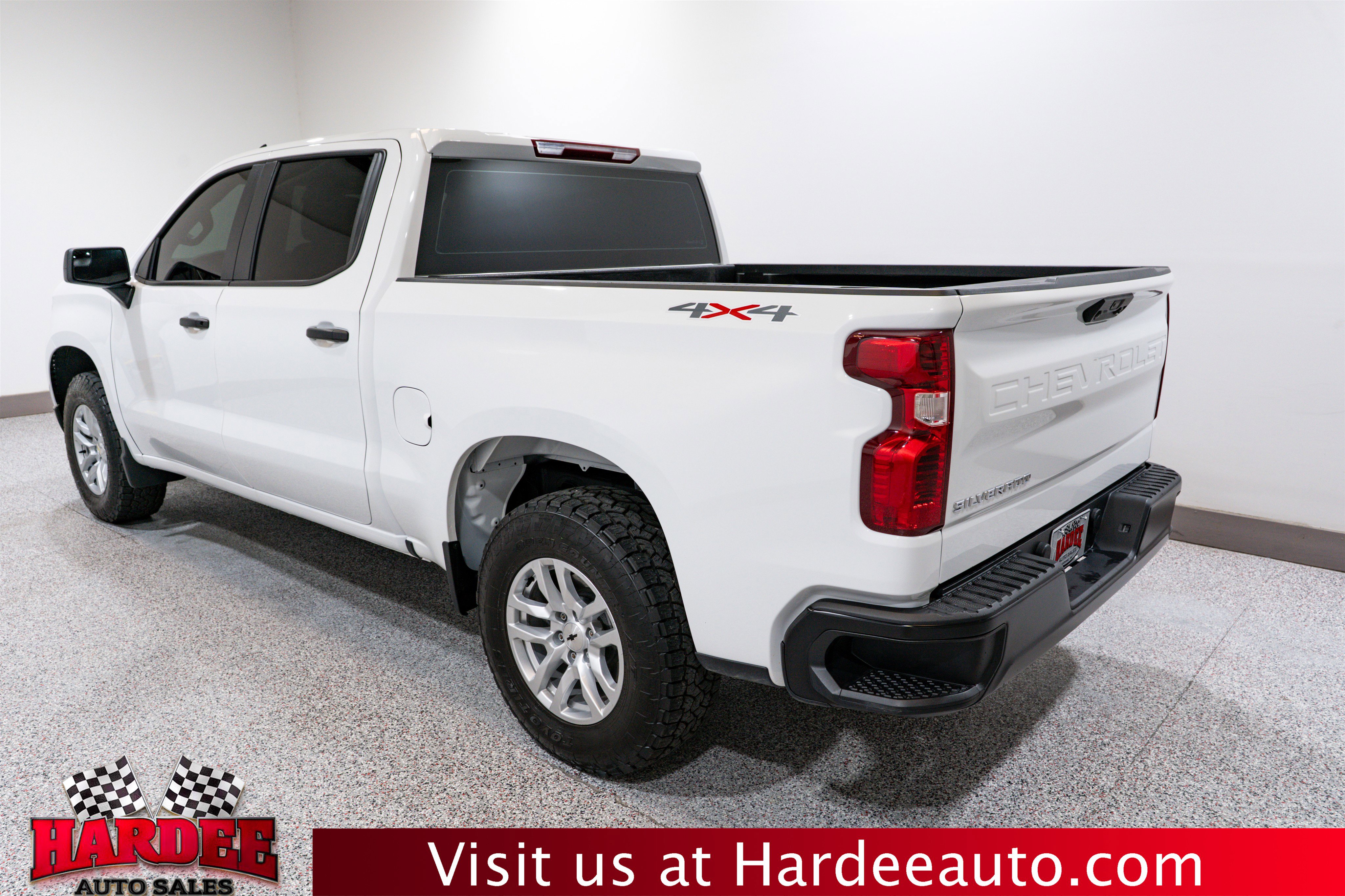 Used 2024 Chevrolet Silverado 1500 W/T image 3