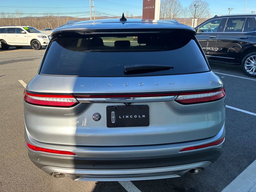 Certified 2022 Lincoln Corsair AWD w/ Equipment Group 101A image 4