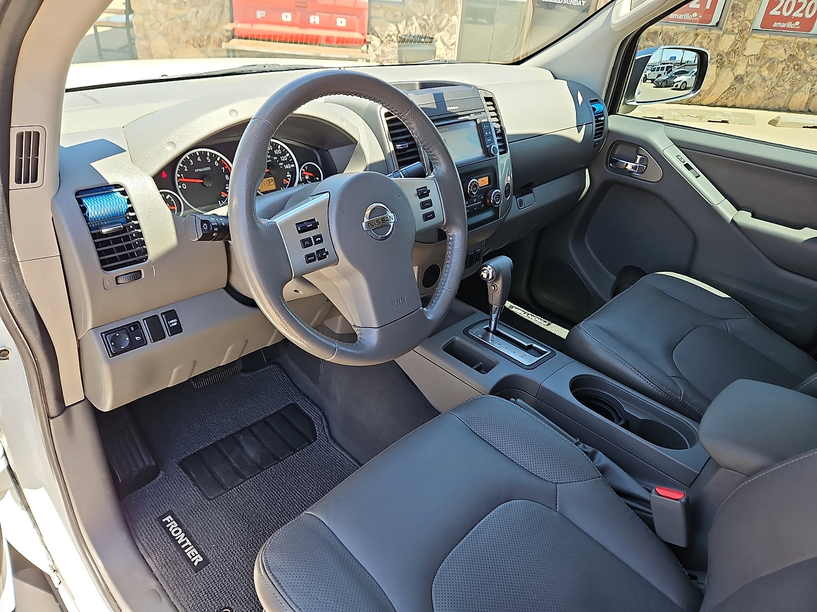 Used 2019 Nissan Frontier SL RWD image 10