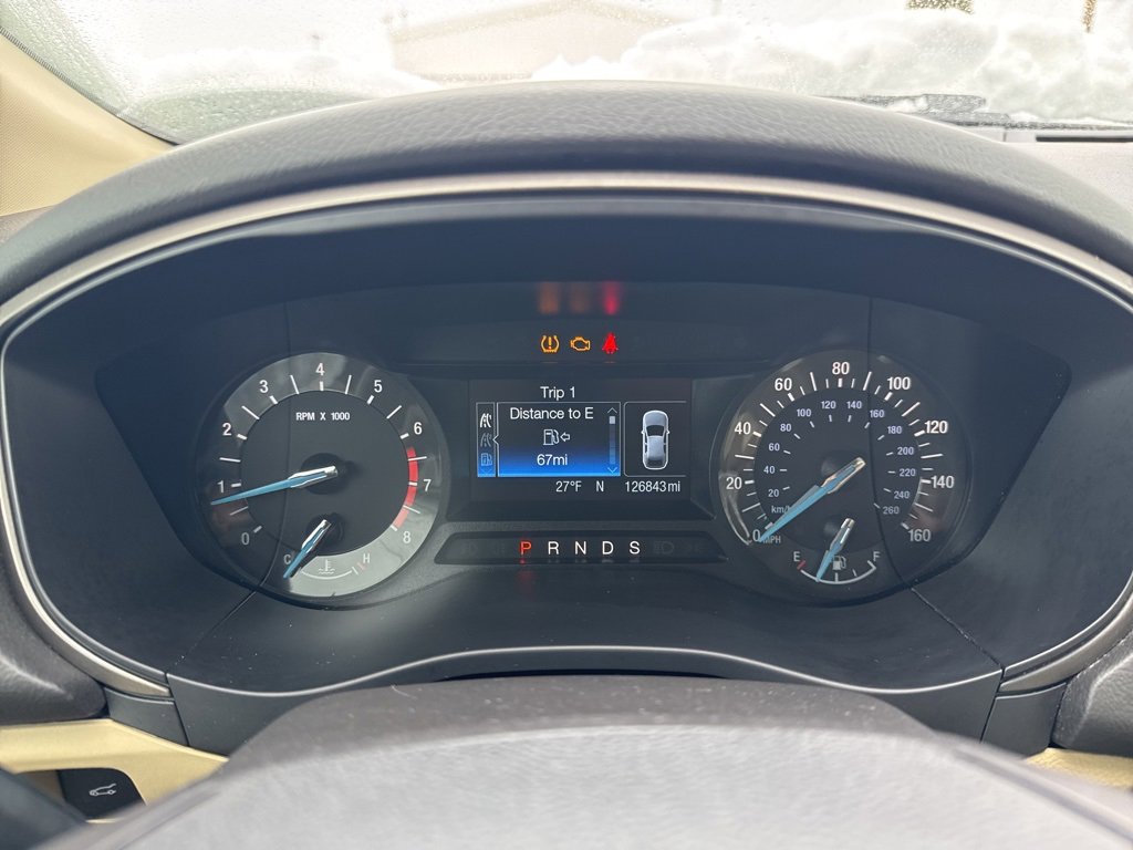 Used 2014 Ford Fusion SE w/ Equipment Group 202A image 13