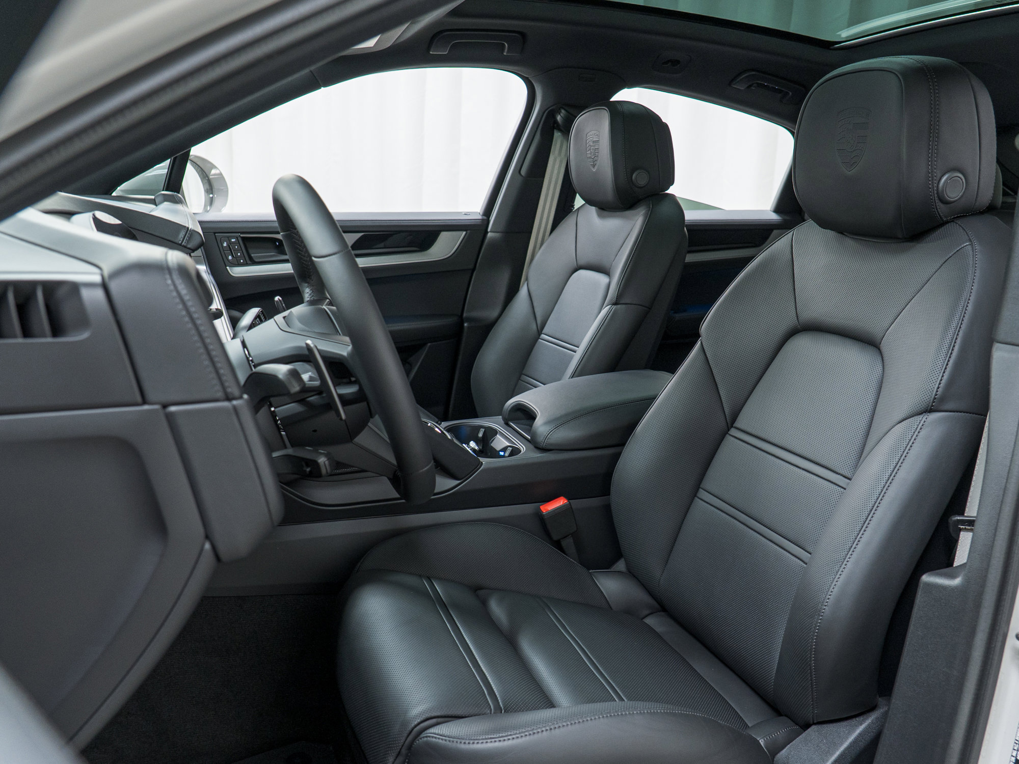 New 2026 Porsche Cayenne S image 16