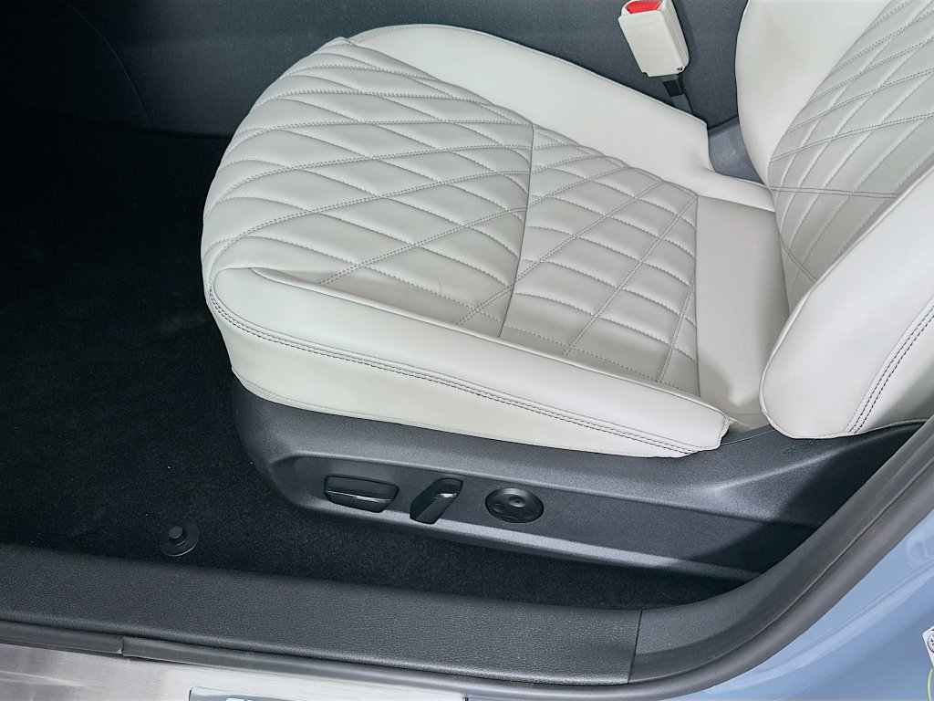 New 2026 Nissan Sentra SL w/ Floor Mat Package FWD image 26