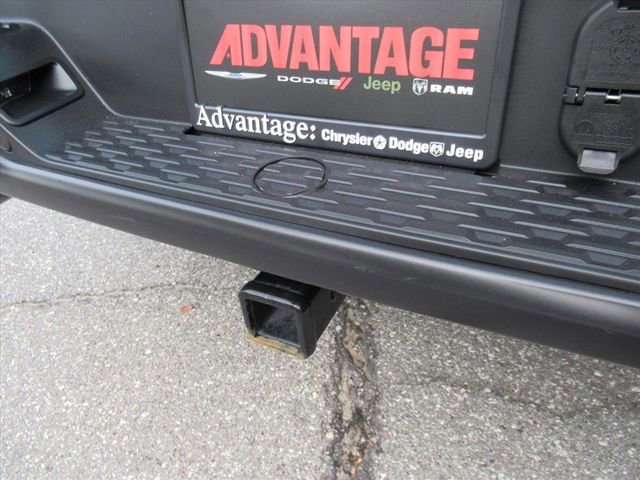 Used 2025 RAM 1500 Classic Warlock AWD/4WD image 9