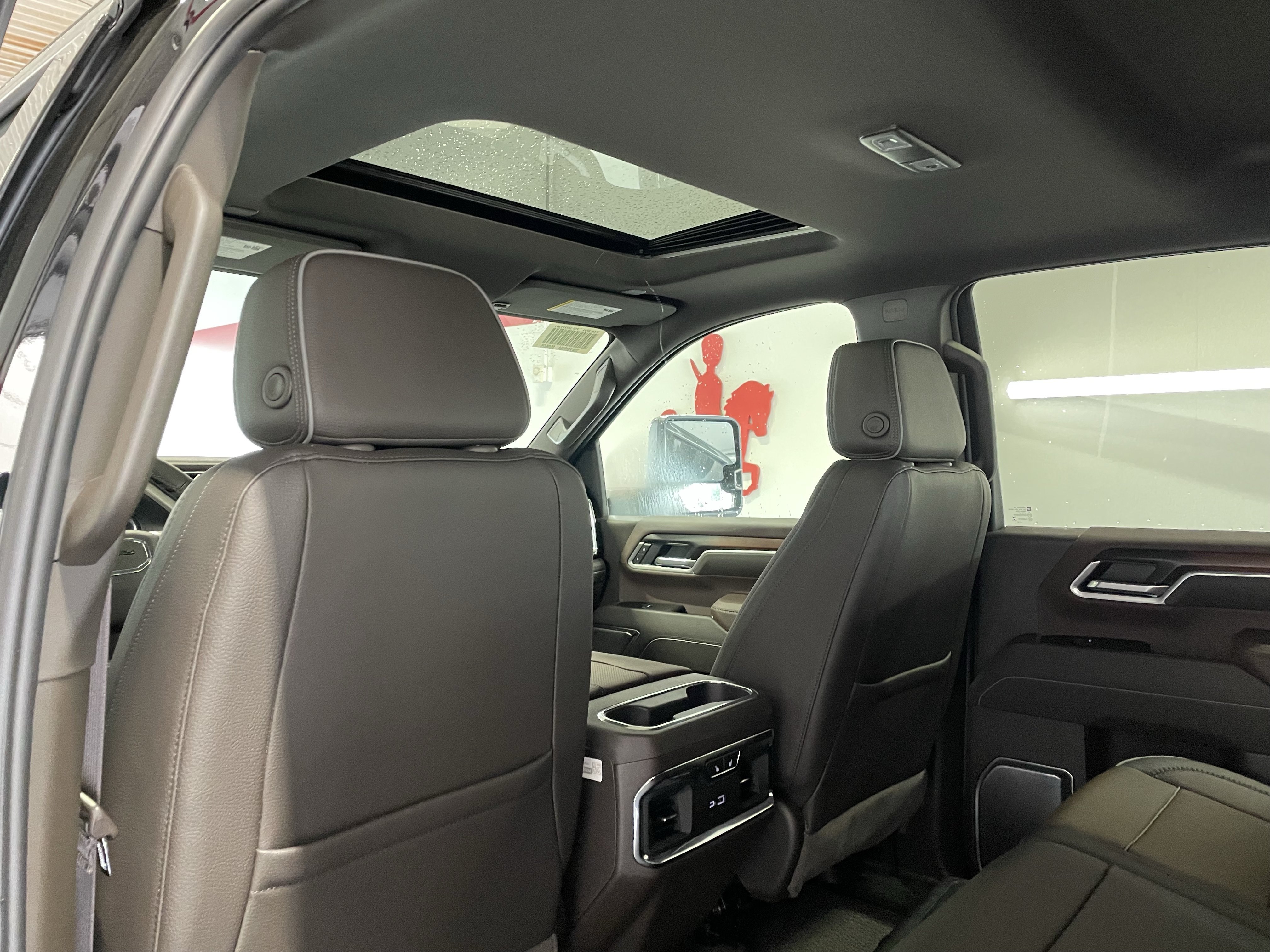 New 2026 GMC Sierra 2500 Denali w/ Denali Reserve Package AWD/4WD image 11