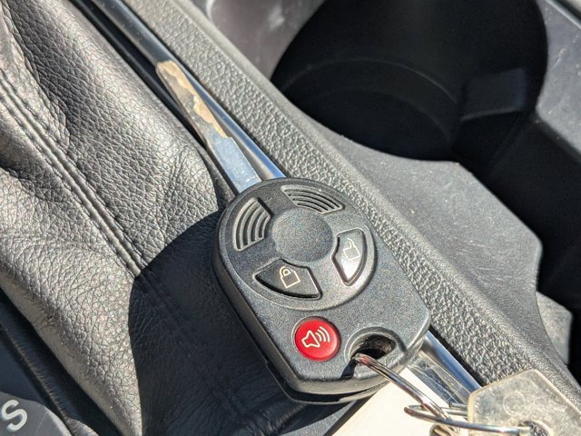 Used 2017 Ford Escape SE image 21