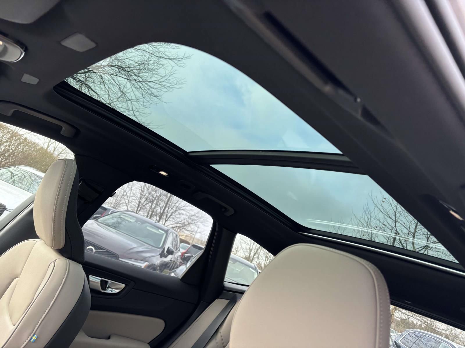 New 2026 Volvo XC60 B5 Plus w/ Protection Package Premier image 24