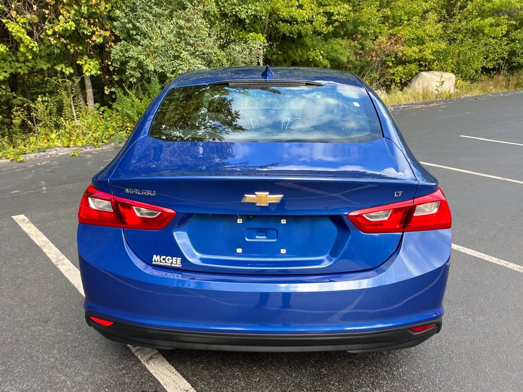 Used 2023 Chevrolet Malibu LT FWD image 4