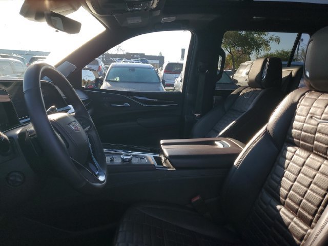 Certified 2021 Cadillac Escalade Premium Luxury Platinum AWD/4WD image 16