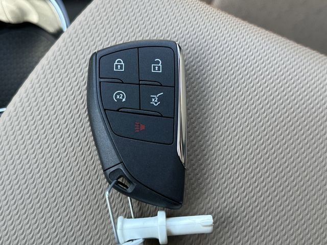 New 2025 Chevrolet Equinox ACTIV w/ Convenience Package III FWD image 31