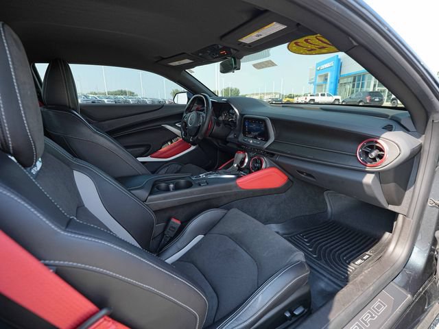 Used 2022 Chevrolet Camaro SS RWD image 29