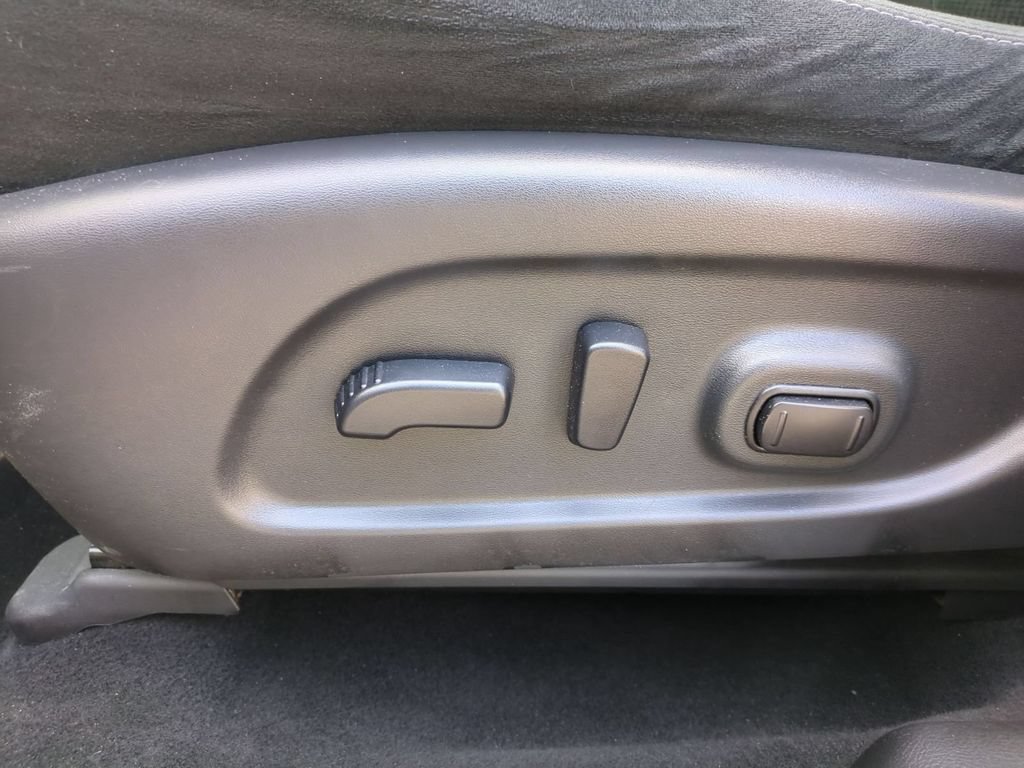Used 2019 Nissan Murano SV AWD/4WD image 14