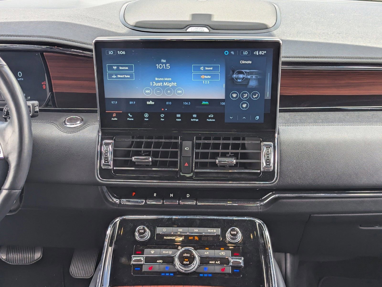 Used 2023 Lincoln Navigator Reserve image 17