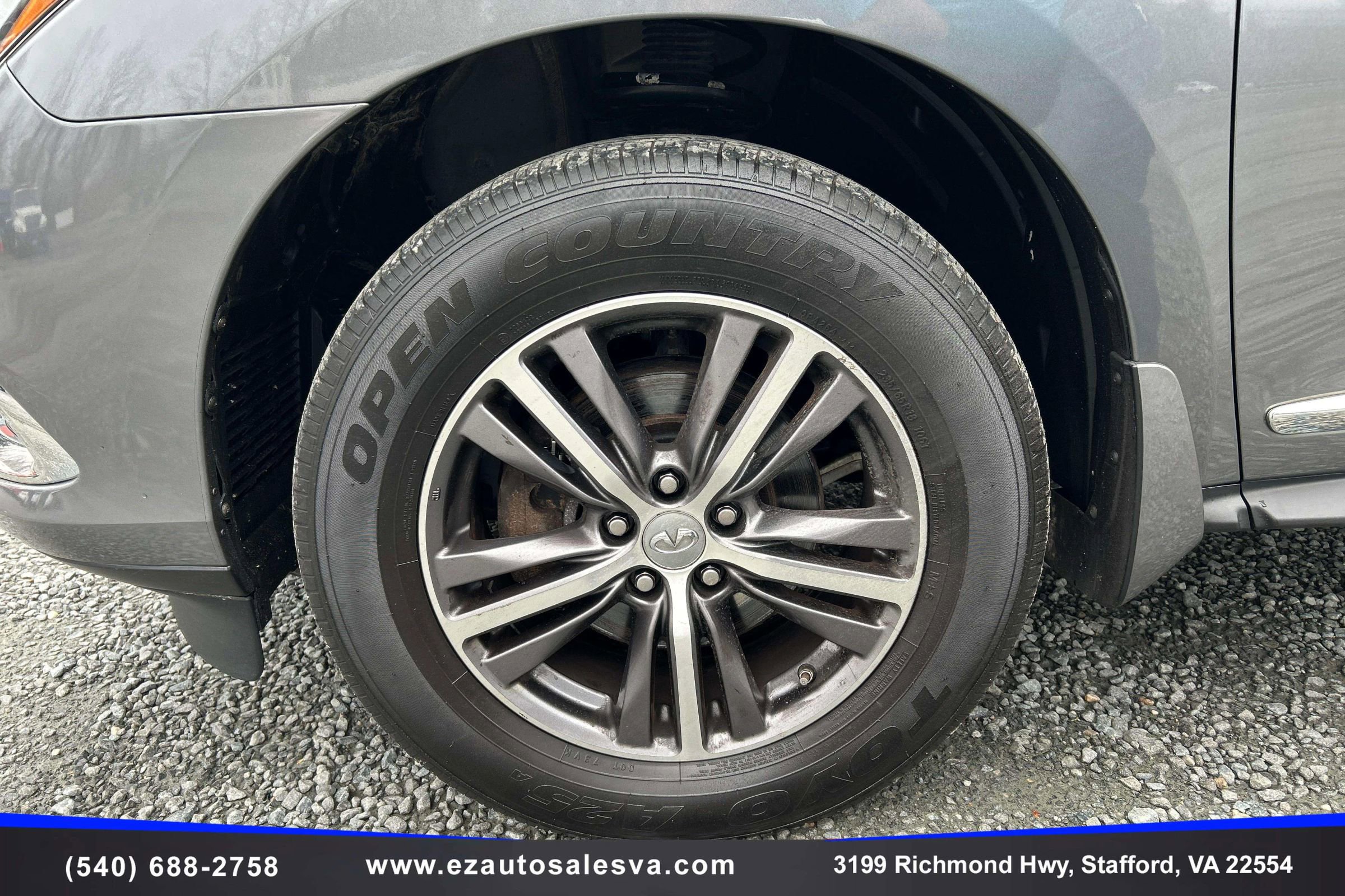 Used 2019 INFINITI QX60 Luxe w/ Essential Package image 10
