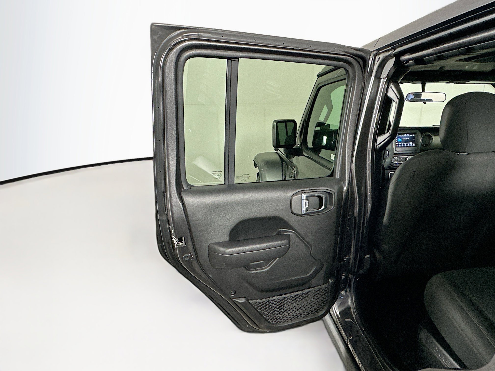 Used 2023 Jeep Wrangler Unlimited w/ Cold Weather Group image 24