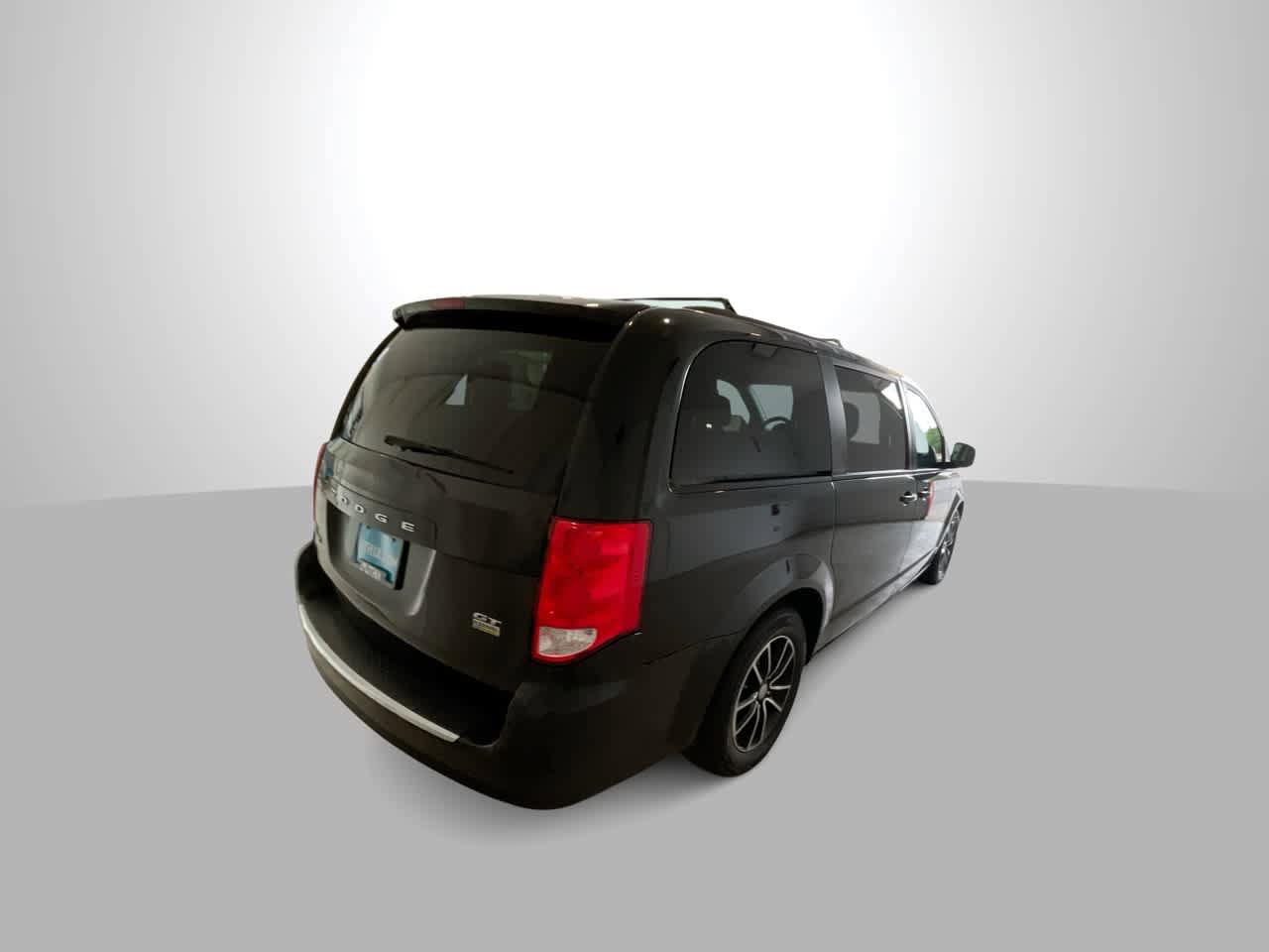 Used 2019 Dodge Grand Caravan GT FWD image 8
