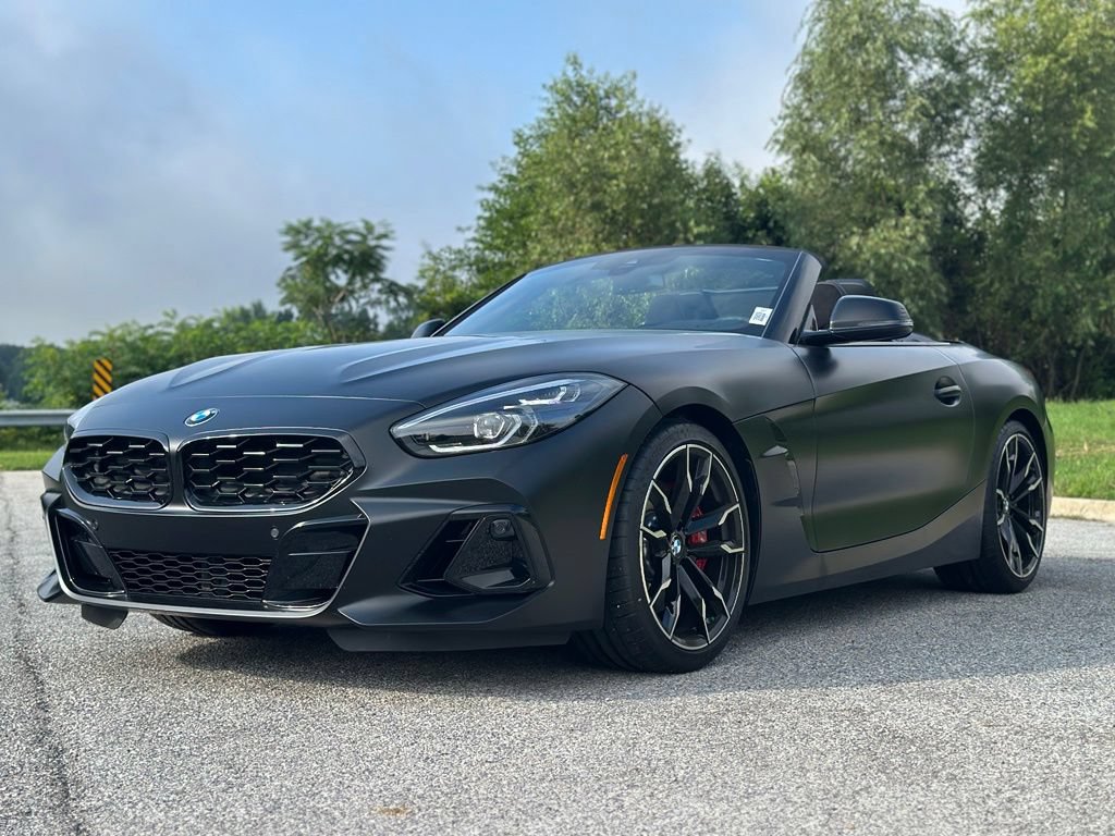 New 2026 BMW Z4 M40i RWD image 3