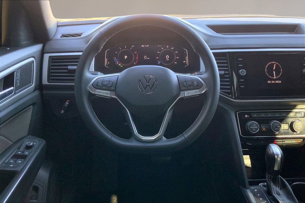 Used 2023 Volkswagen Atlas Cross Sport SE image 5