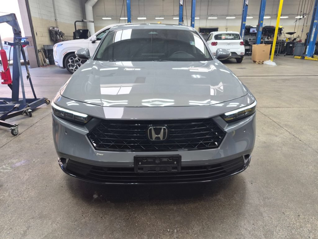 Used 2025 Honda Accord EX-L image 3