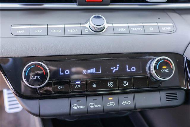 New 2025 Hyundai Elantra SEL image 20