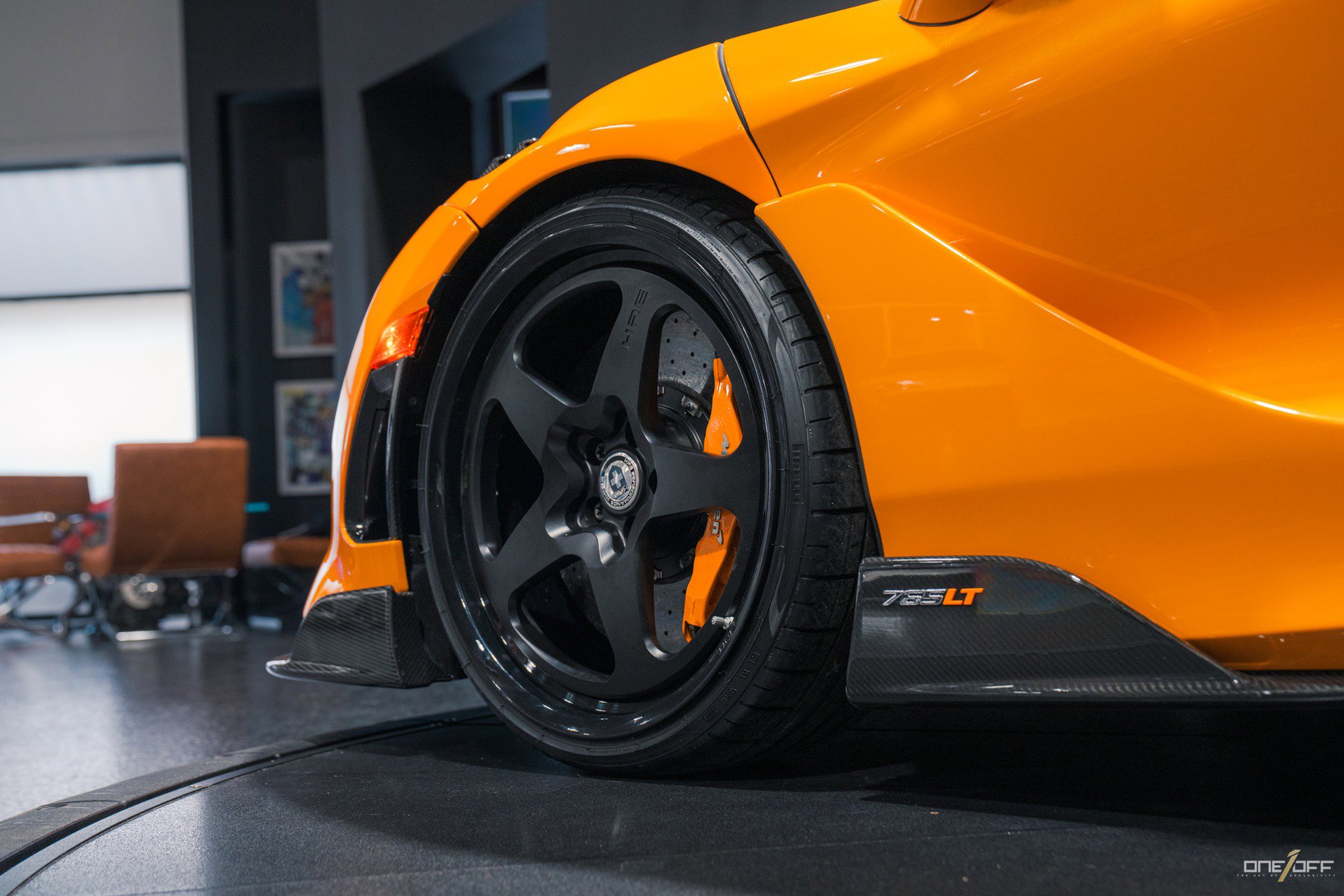 Used 2021 McLaren 765LT image 14