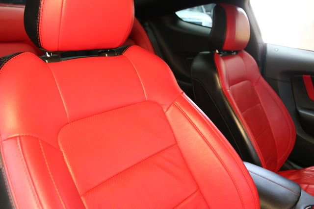 Used 2019 Ford Mustang GT Premium w/ GT Performance Package image 11