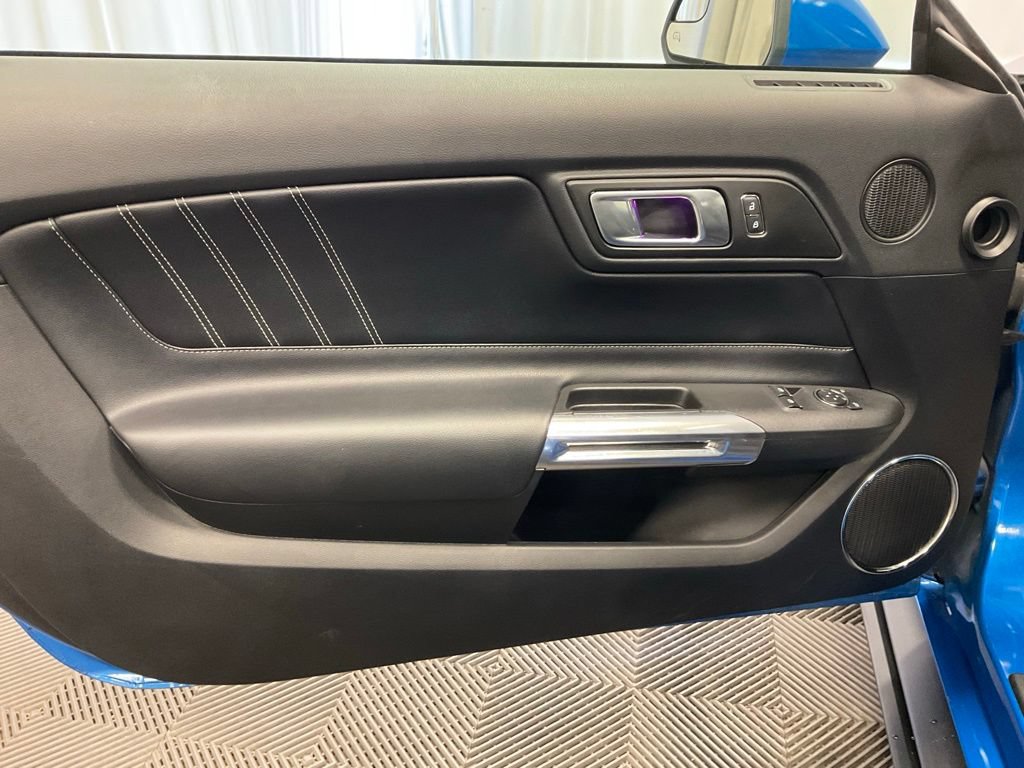 Used 2019 Ford Mustang Premium w/ Ecoboost Performance Package RWD image 10
