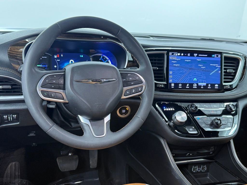 Used 2022 Chrysler Pacifica Pinnacle FWD image 38