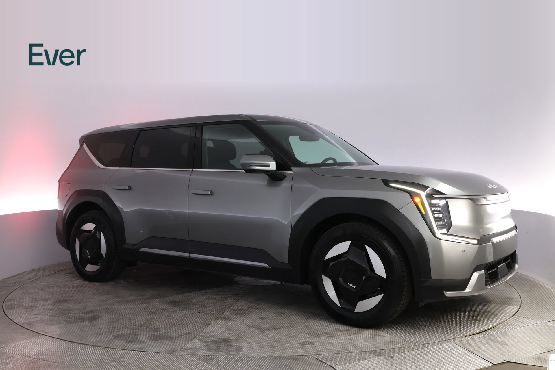 Used 2024 Kia EV9 Light Long Range RWD image 14
