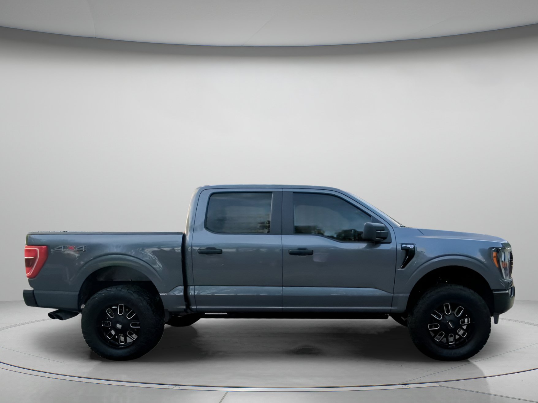 Used 2023 Ford F150 XLT w/ Bed Utility Package AWD/4WD image 33