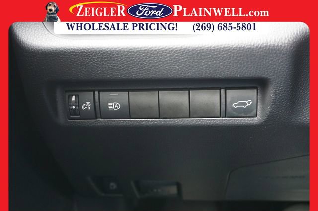Used 2022 Toyota RAV4 XLE image 29