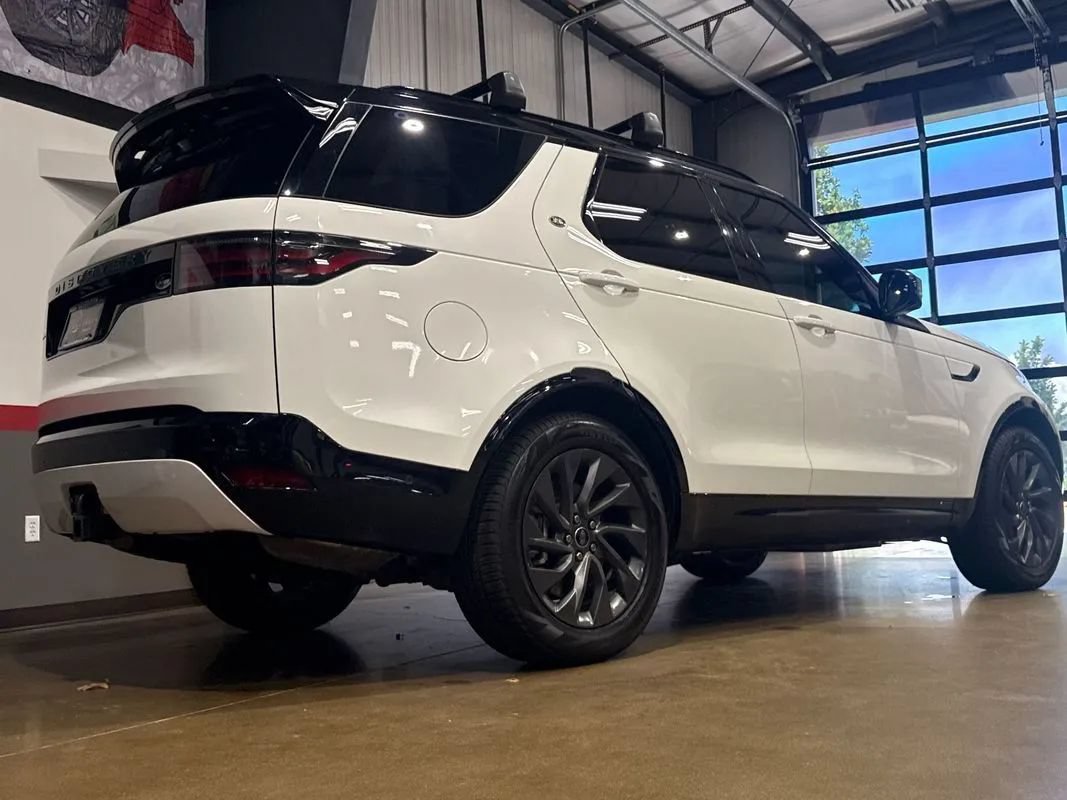 Used 2022 Land Rover Discovery S R-Dynamic AWD/4WD image 48