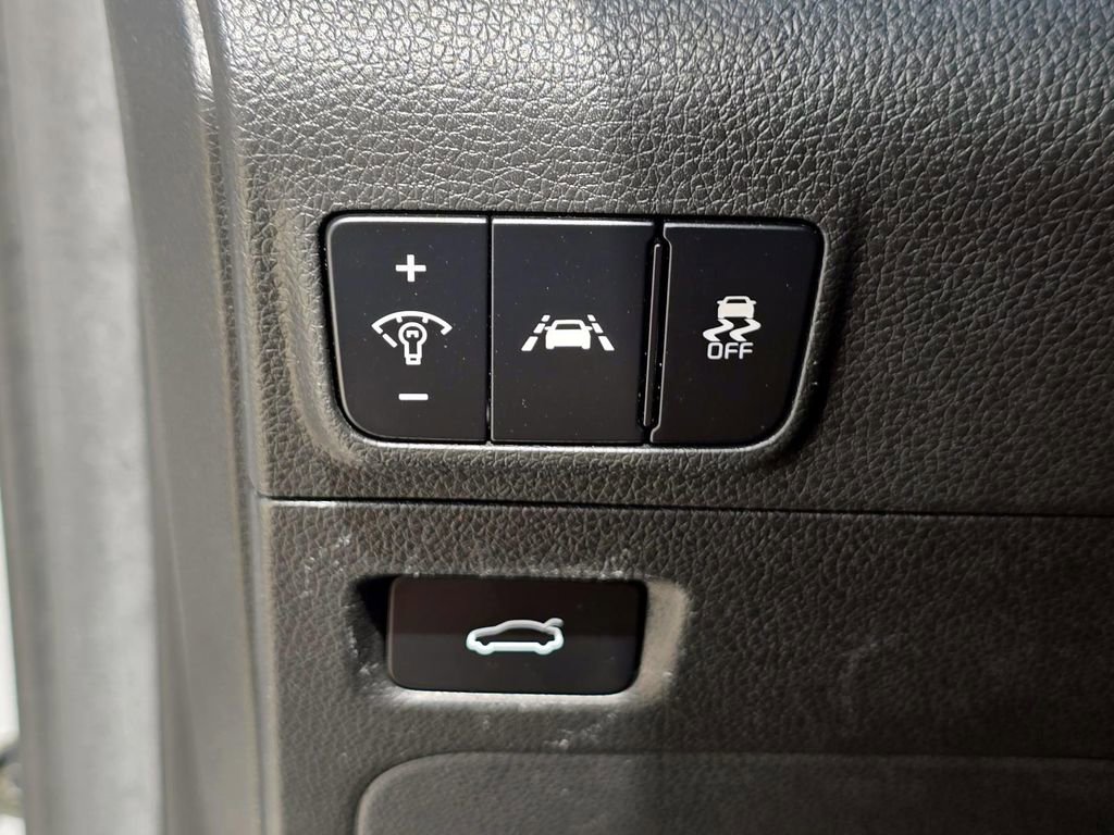 Used 2023 Kia K5 GT-Line w/ GT-Line Premium Package image 18