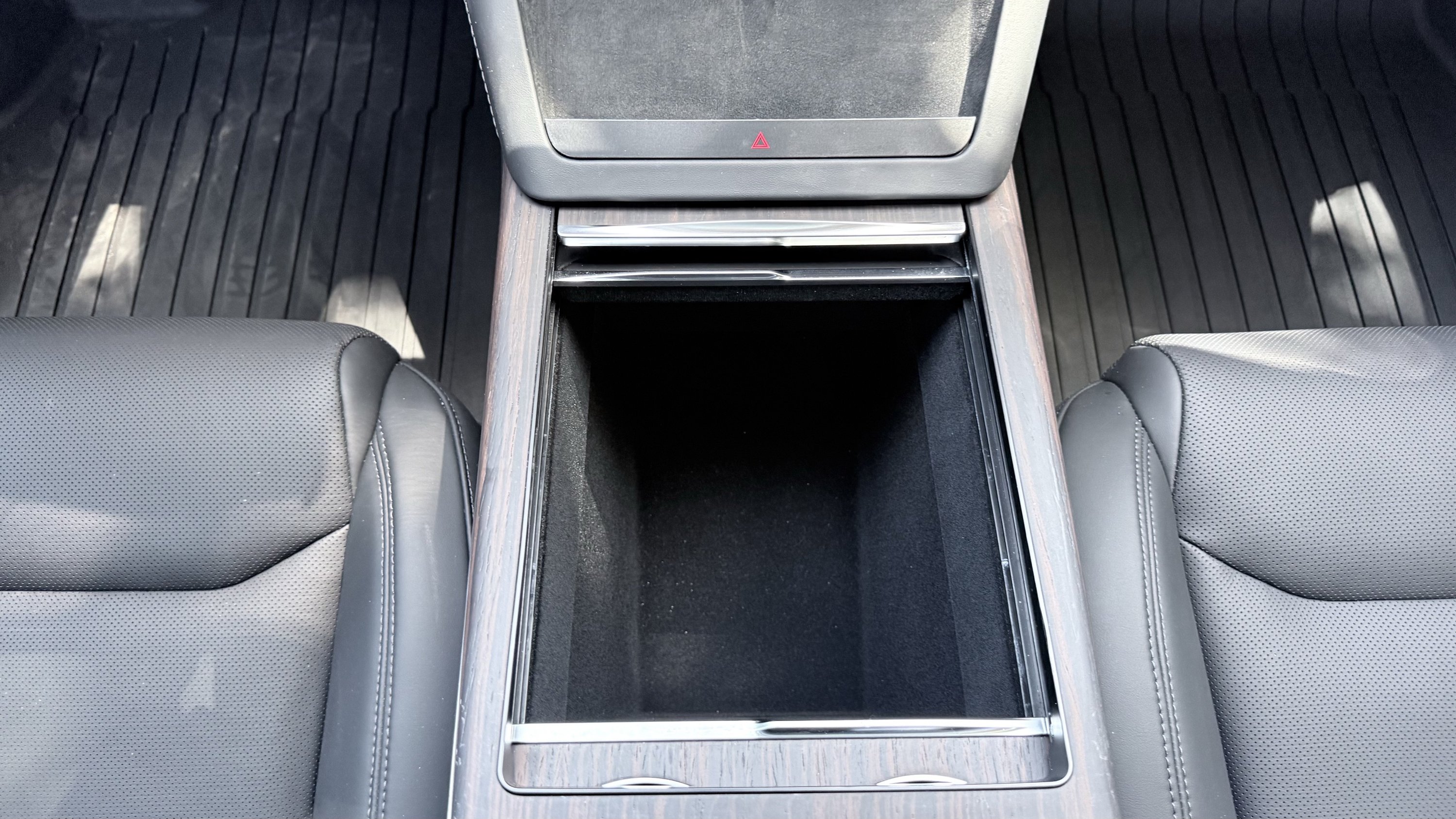 Used 2025 Tesla Model S AWD/4WD image 62