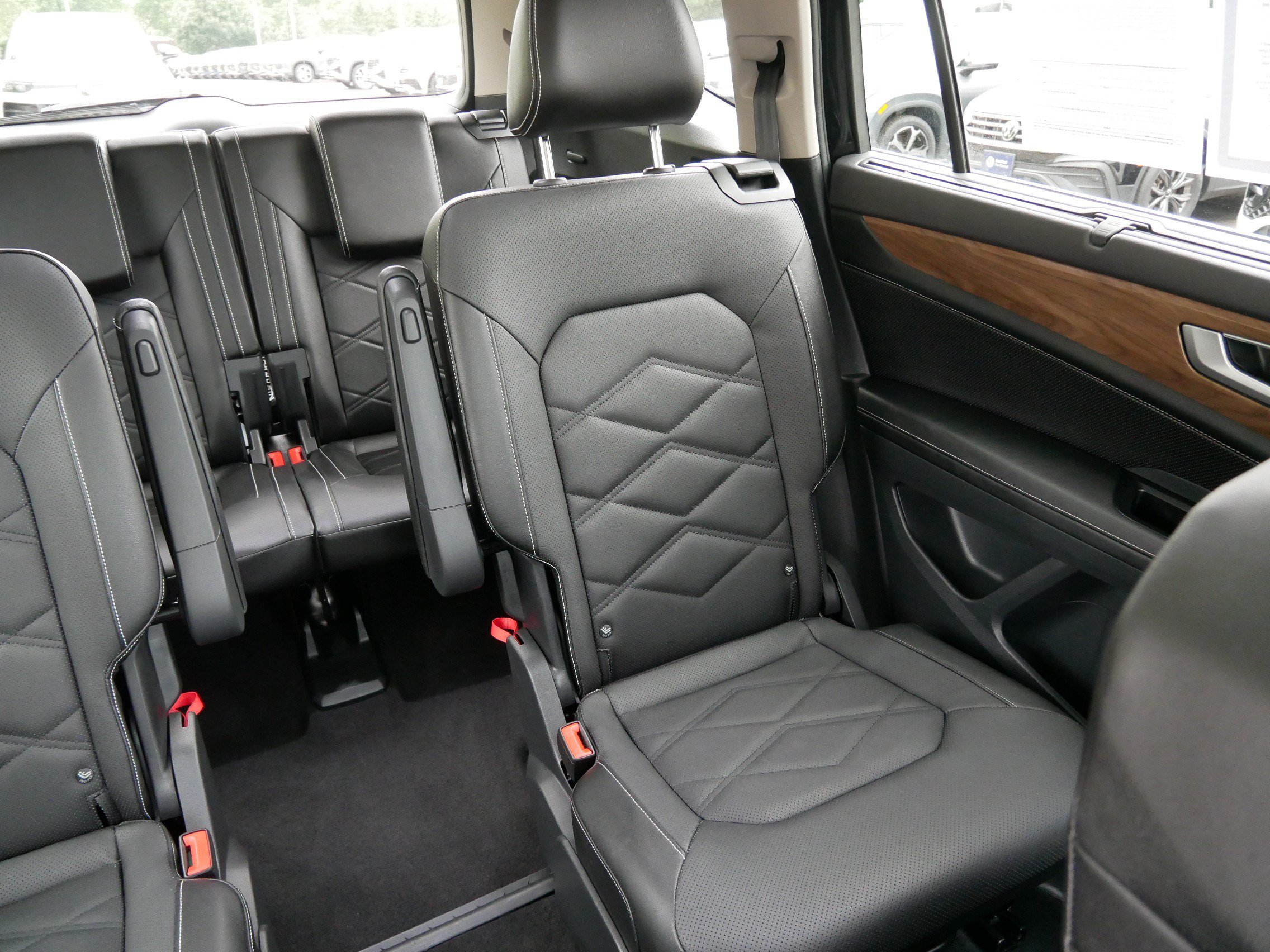 Certified 2024 Volkswagen Atlas SE AWD/4WD image 14