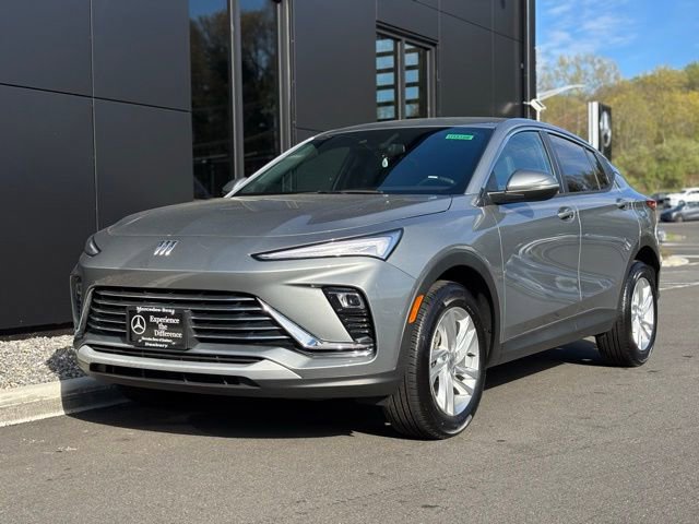 Used 2024 Buick Envista Preferred w/ Convenience I Package FWD image 2