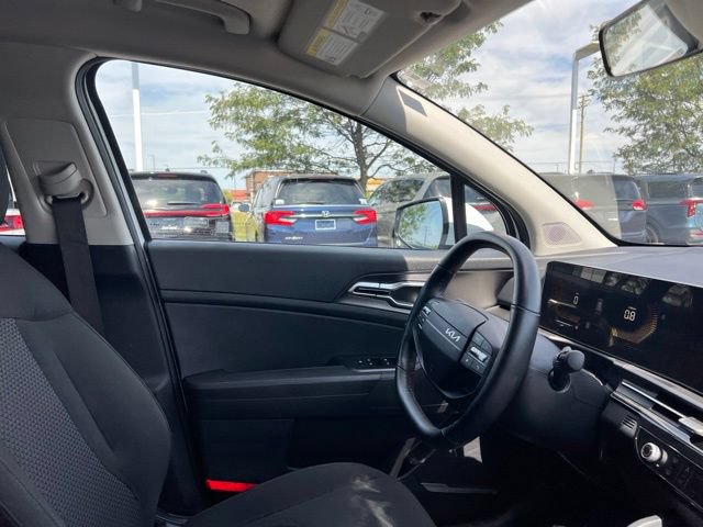 Used 2026 Kia Sportage LX FWD image 34