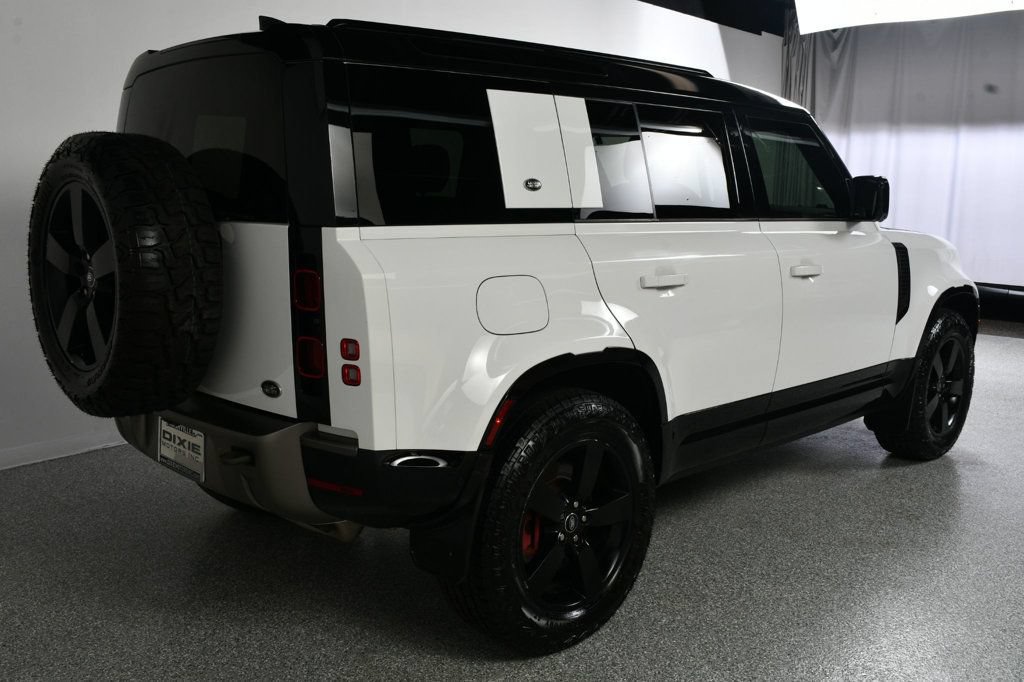 Used 2022 Land Rover Defender 110 X-Dynamic SE AWD/4WD image 9