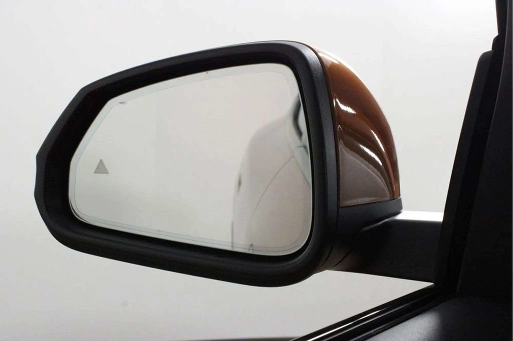 Used 2025 BMW X2 xDrive28i AWD/4WD image 49
