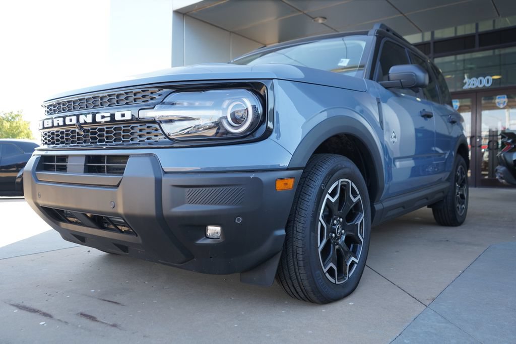 New 2026 Ford Bronco Sport Outer Banks w/ Outer Banks Tech Package+ AWD/4WD image 5