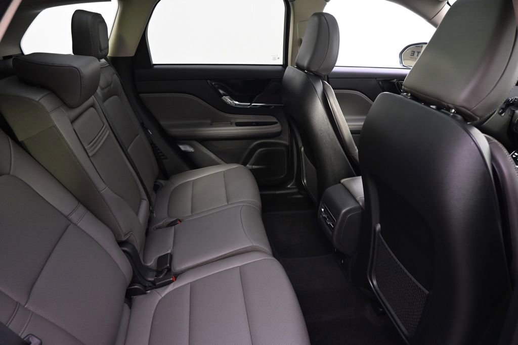 New 2026 Lincoln Corsair Premiere image 18