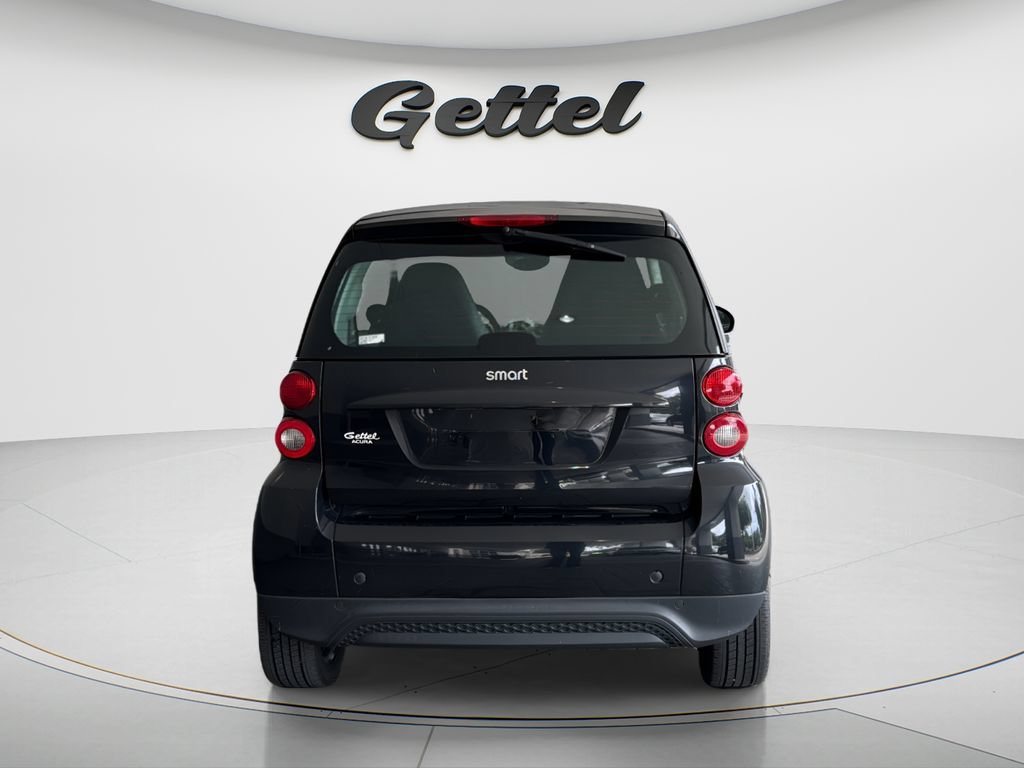 Used 2014 smart fortwo pure RWD image 6