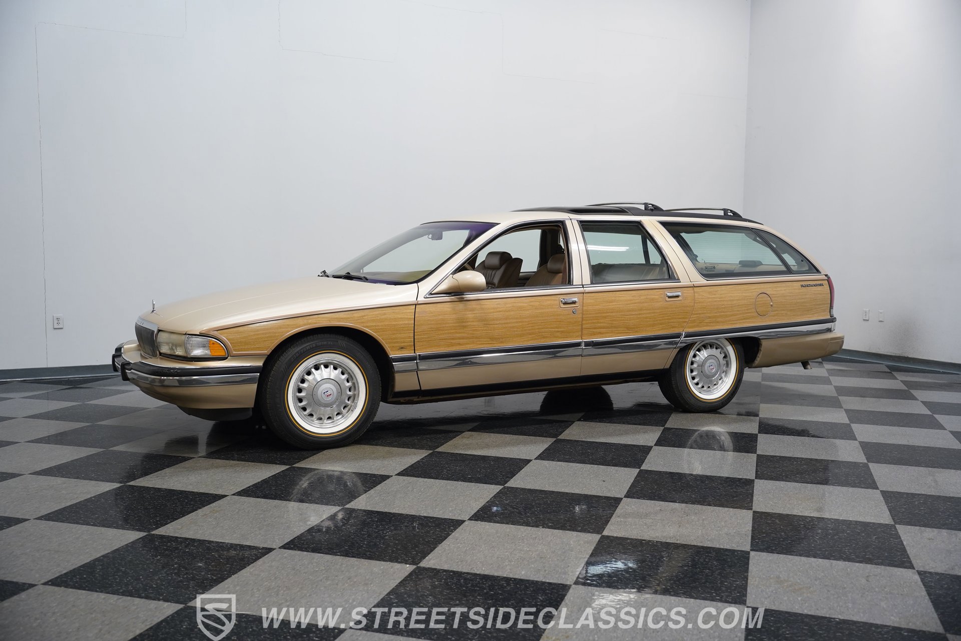 Used 1996 Buick Roadmaster Estate RWD image 7