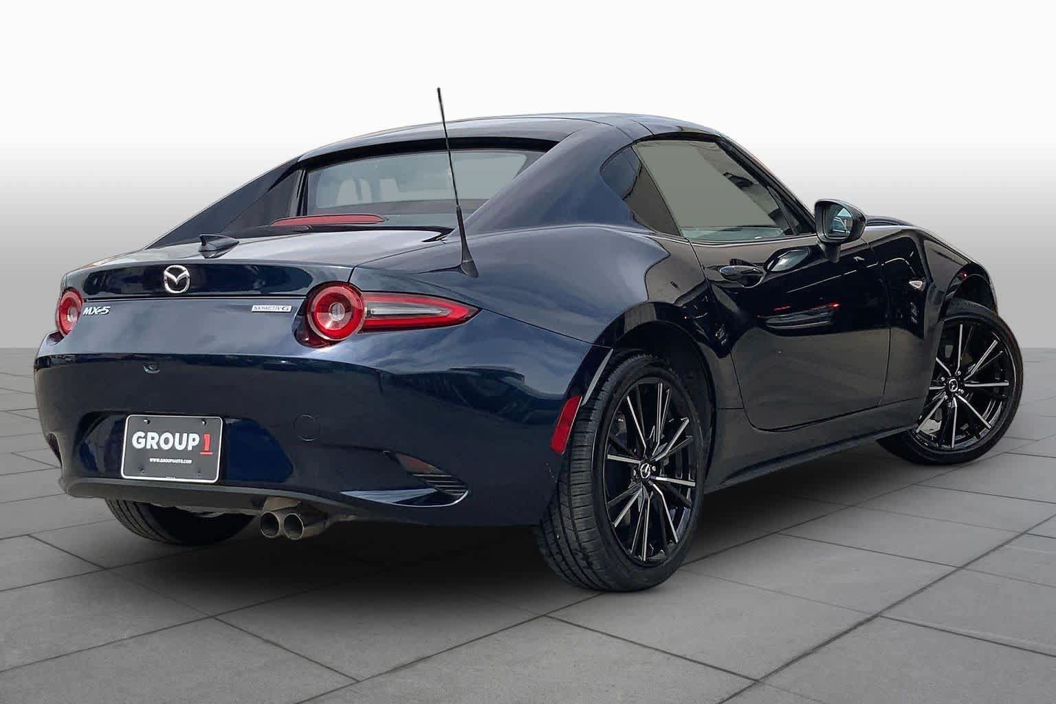 Used 2025 MAZDA MX-5 Miata RF Grand Touring RWD image 11