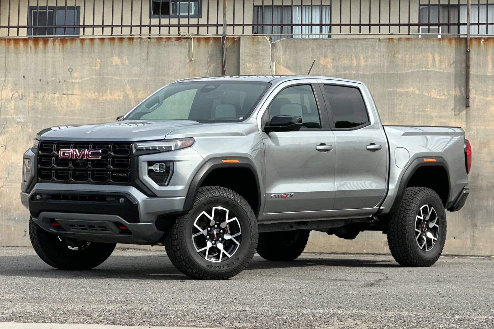 Certified 2024 GMC Canyon AT4X AWD/4WD image 8