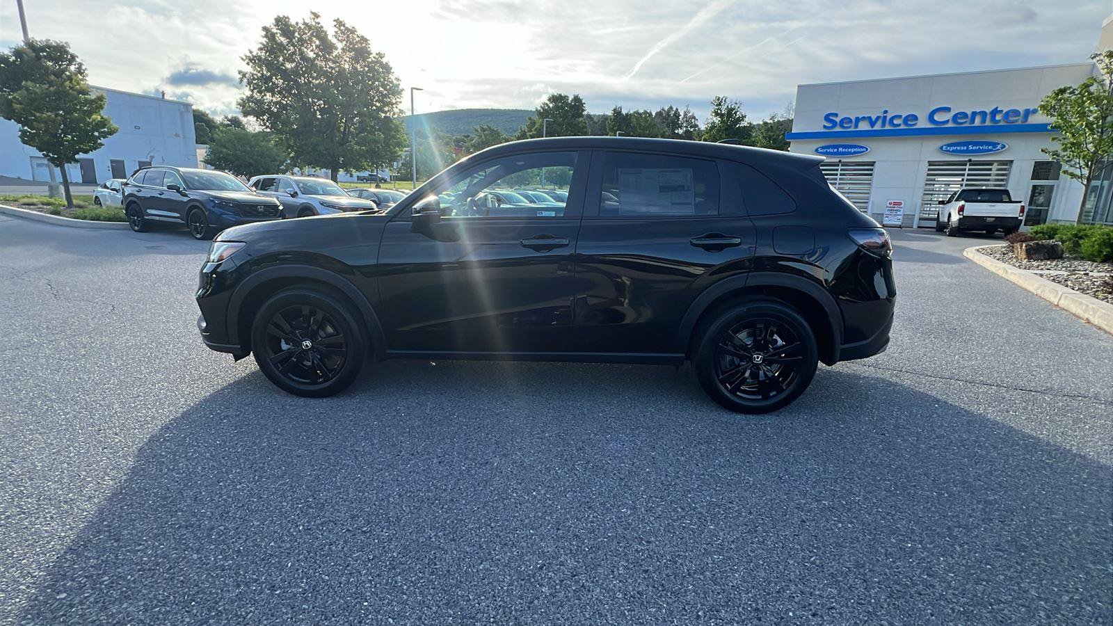 New 2027 Honda HR-V Sport image 7