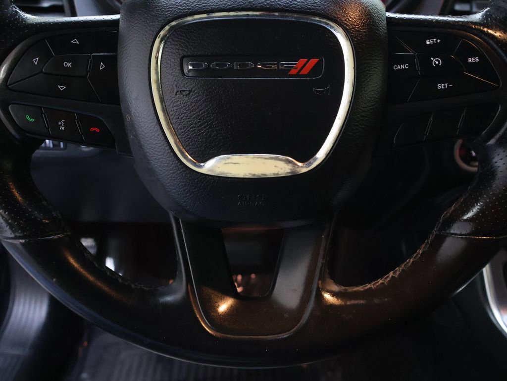 Used 2018 Dodge Challenger R/T RWD image 17